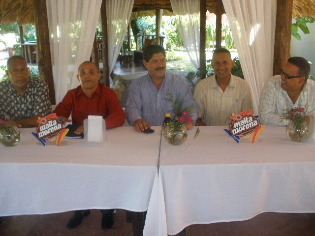 Mesa Principal de Rueda de Prensa Mini-Baloncesto