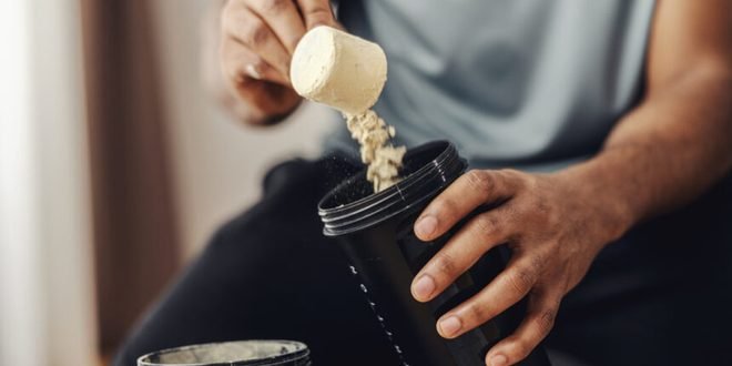Proteínas en exceso y gimnasio: la rutina que terminó en un trasplante de riñón