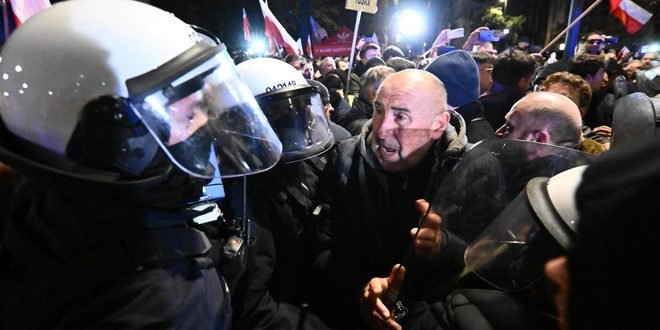 Caos y Golpe de Estado en Polonia: Asalto al Tribunal Constitucional desata crisis total
