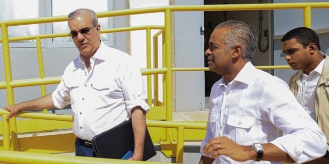 Presidente Abinader visita la Central Termoeléctrica Punta Catalina en medio de crecientes quejas por apagones