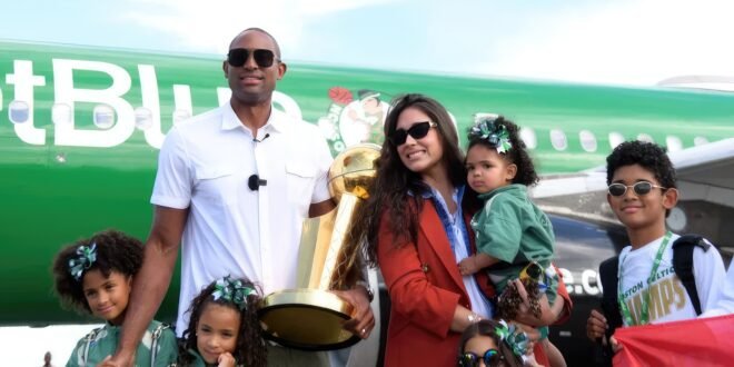 Amelia Vega emociona con mensaje a Al Horford tras su firma con los Golden State Warriors