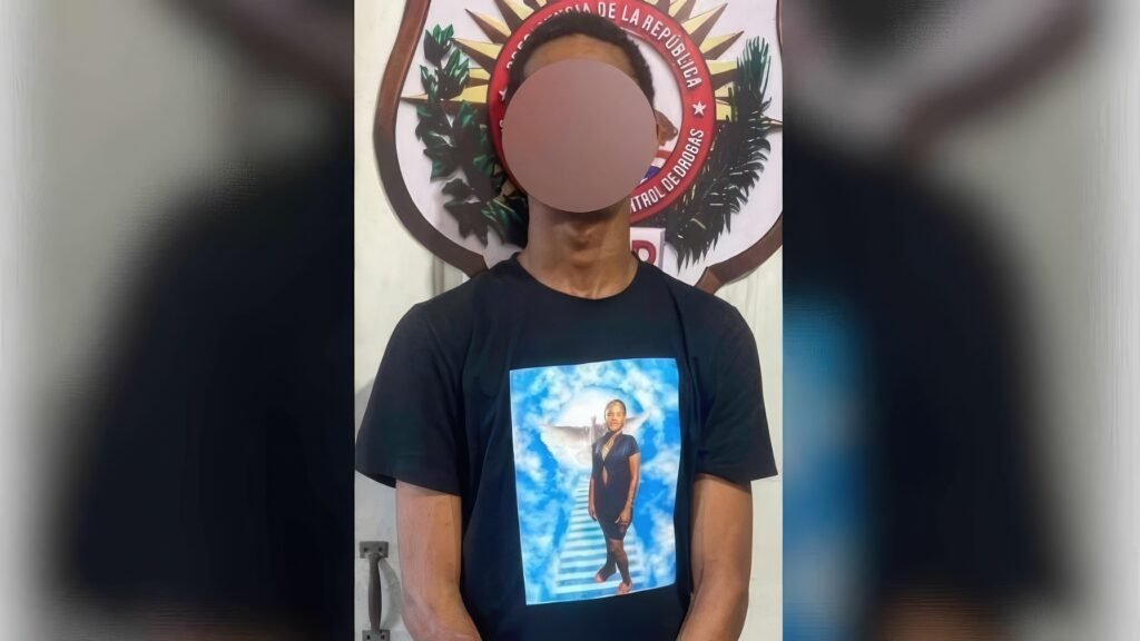 Antonio Arias Sánchez, arrestado por presunta agresión física y verbal contra su expareja en el municipio Baní, provincia Peravia.
