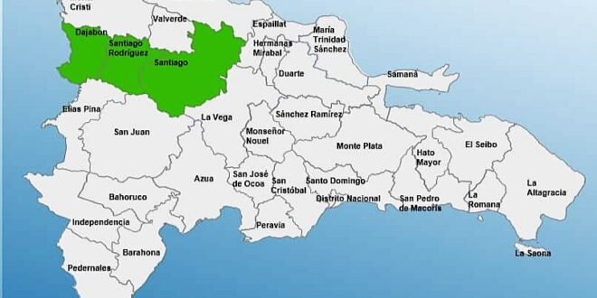 COE emite alerta verde para tres provincias por vaguada y onda tropical