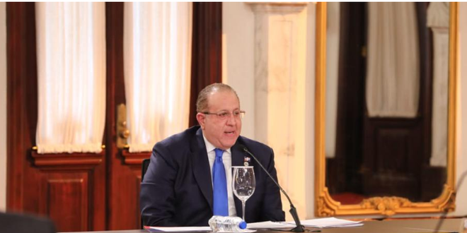 Blindaje financiero: Gobierno negocia con el BID y bancos de inversión seguros contra el alza del petróleo