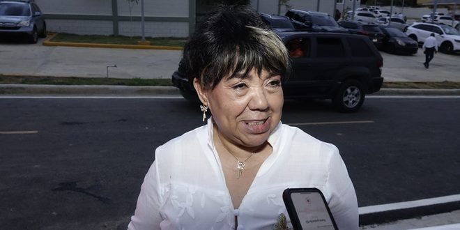 Francisca de la Cruz, la maestra que enseñó a ser grande a Pedro Martínez
