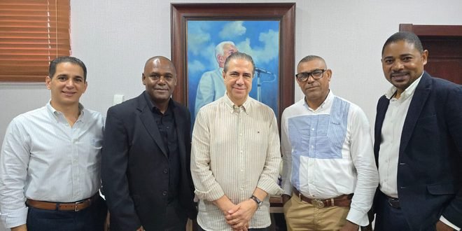 Exdirigentes retornan al PLD de la mano de Francisco Javier García