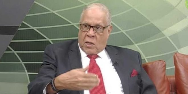 Adiós a un maestro: Fallece el veterano periodista Freddy Sandoval