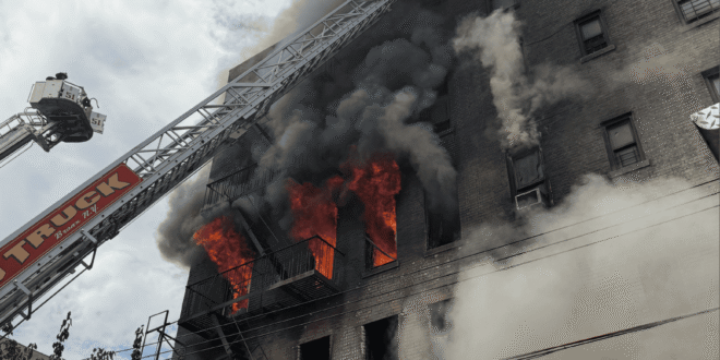 Tragedia en El Bronx: Confirman un muerto, 14 heridos y colapso parcial tras explosión en Norwood