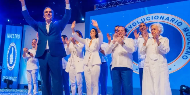 Luis Abinader y Deligne Ascención liderarán el PRM tras acuerdo de plancha única