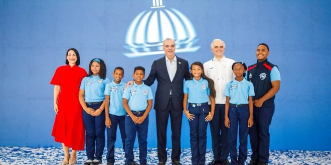 Presidente Abinader da inicio al año escolar 2026-2027 con más de dos millones de estudiantes convocados