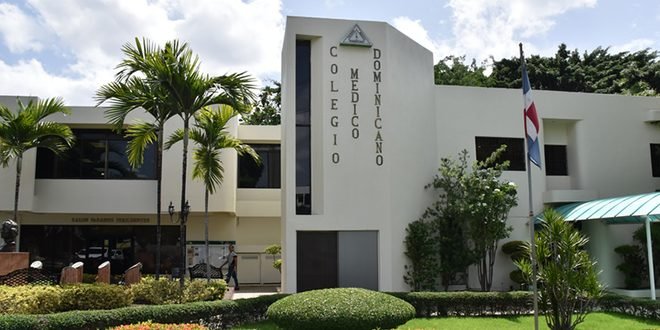 Médicos convocan a paro nacional el 13 de octubre por demandas salariales y de seguridad