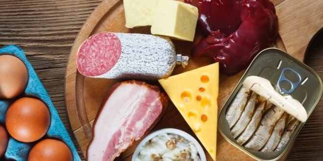 7 alimentos a evitar para bajar el colesterol, según un reconocido cardiólogo