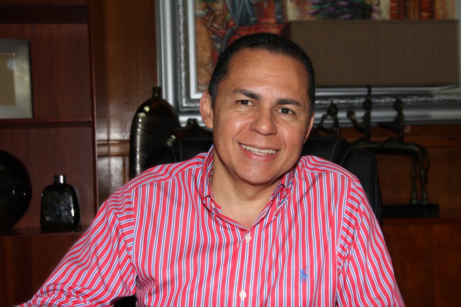 El Alcalde municipal de Moca Lic. Remberto Cruz