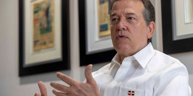 Víctor -Ito- Bisonó apuesta Cancillería moderna y cercana a la diáspora